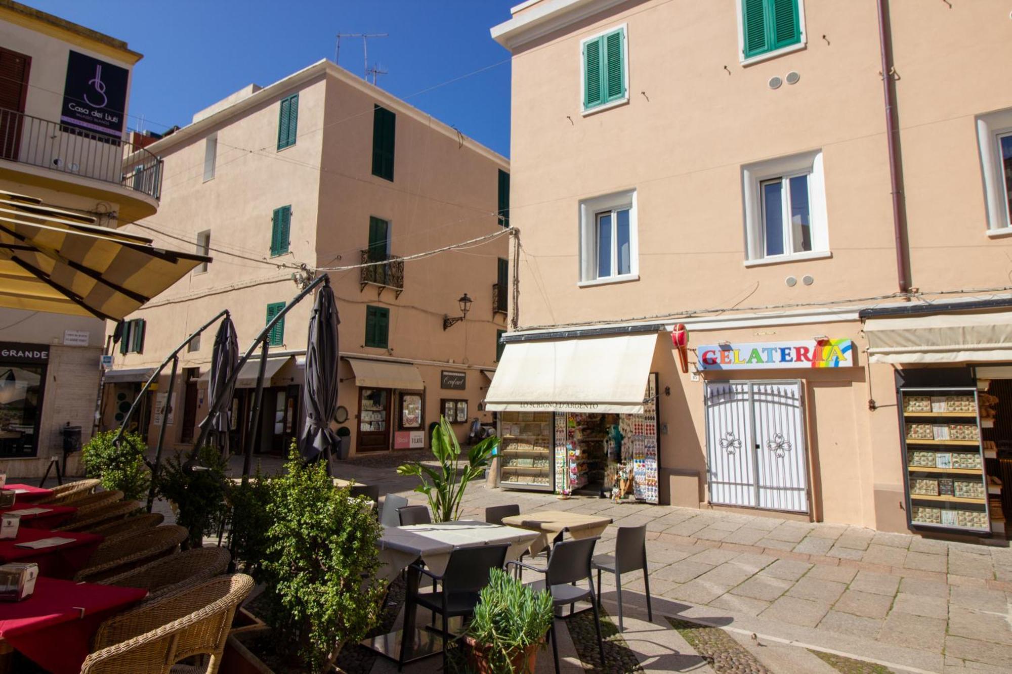 Alghero Appartamento In Centro Casa Ferret Екстериор снимка