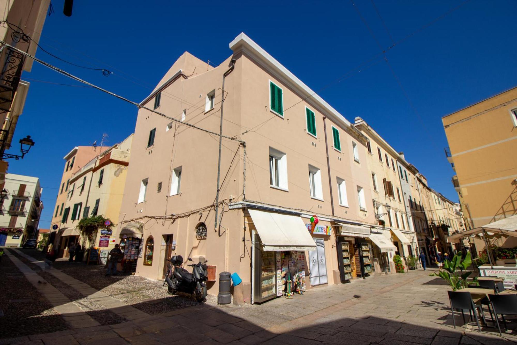 Alghero Appartamento In Centro Casa Ferret Екстериор снимка