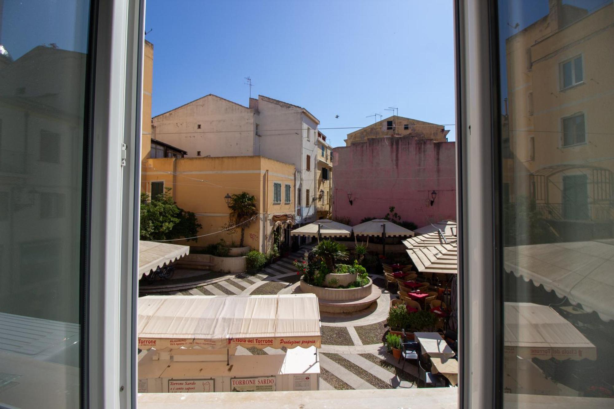 Alghero Appartamento In Centro Casa Ferret Екстериор снимка